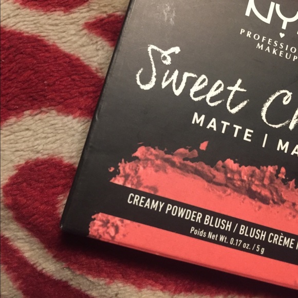 Nip nyx citrine rose sweet cheeks matte blush - Picture 4 of 4